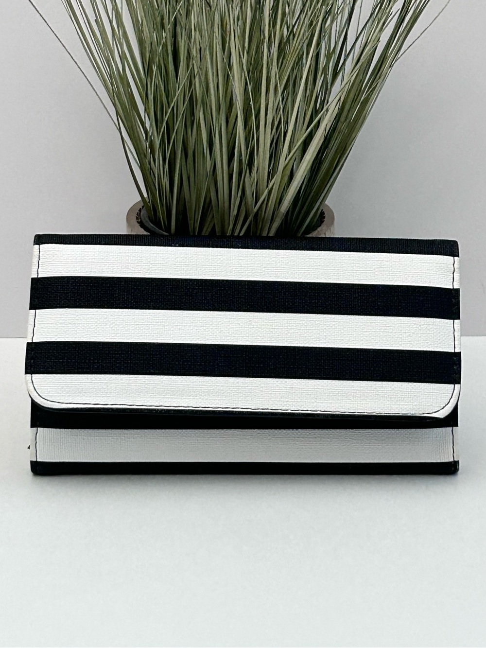 KUT From The Kloth Classic Black White Striped Wallet Clutch Flap Snap 7.5”x4”